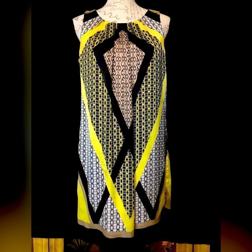 Dana Buchman Sleeveless Yellow/Beige/Black Knee Length Lined Dress - Size M